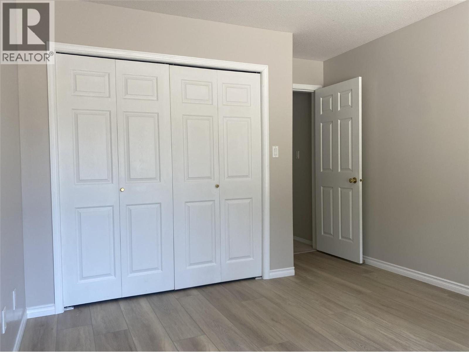 7594 2nd Street - Image 23