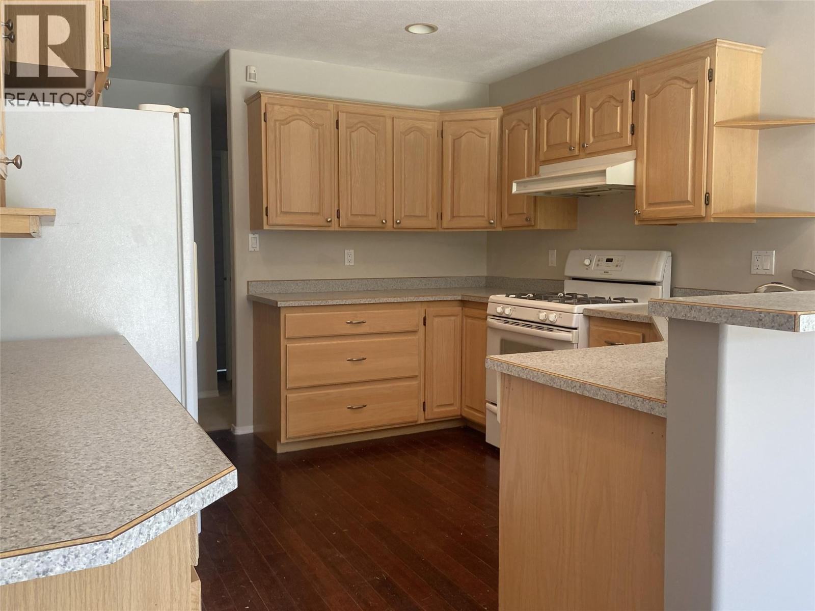 7594 2nd Street - 12
