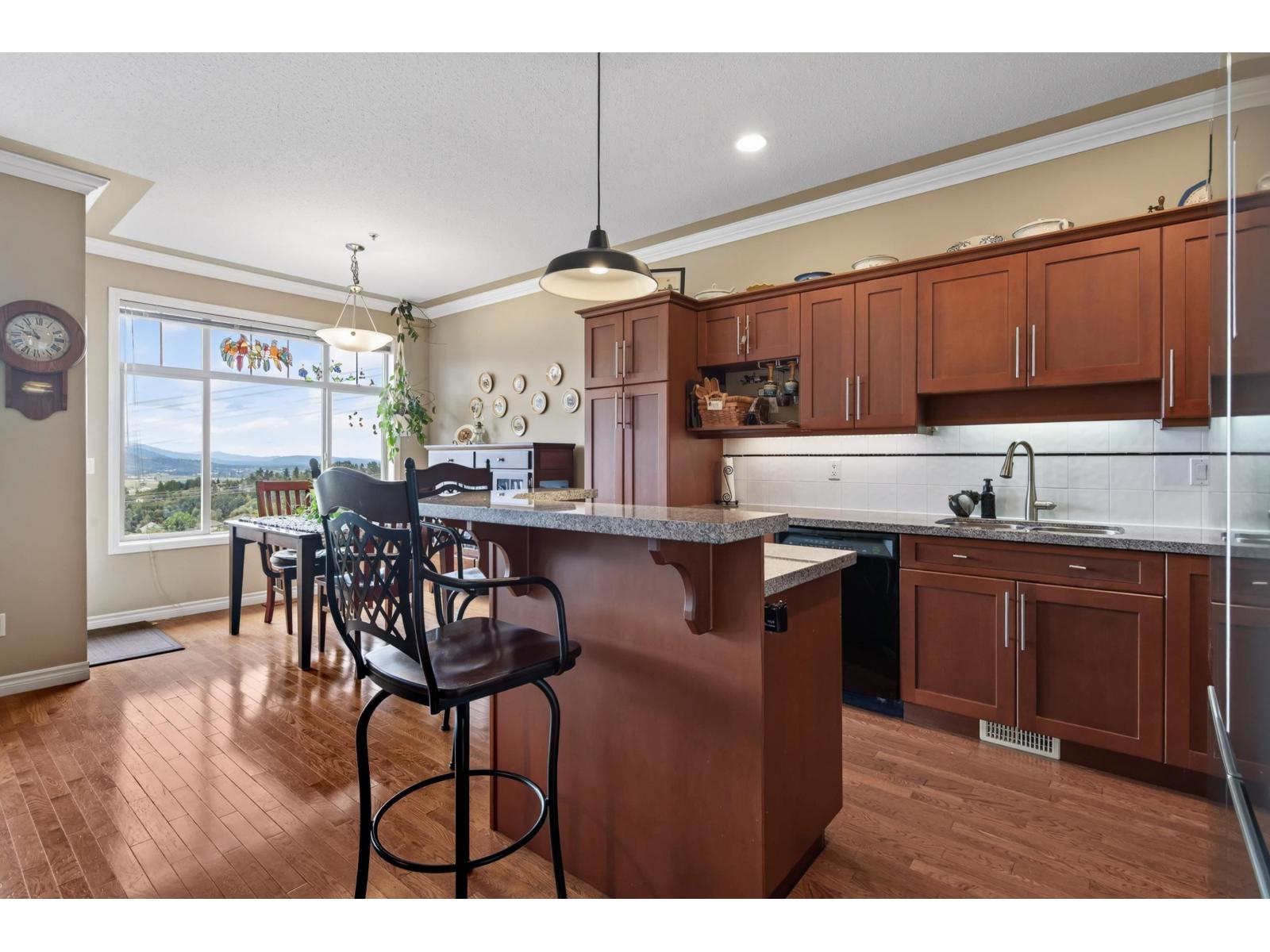 21 2842 WHATCOM ROAD, Abbotsford