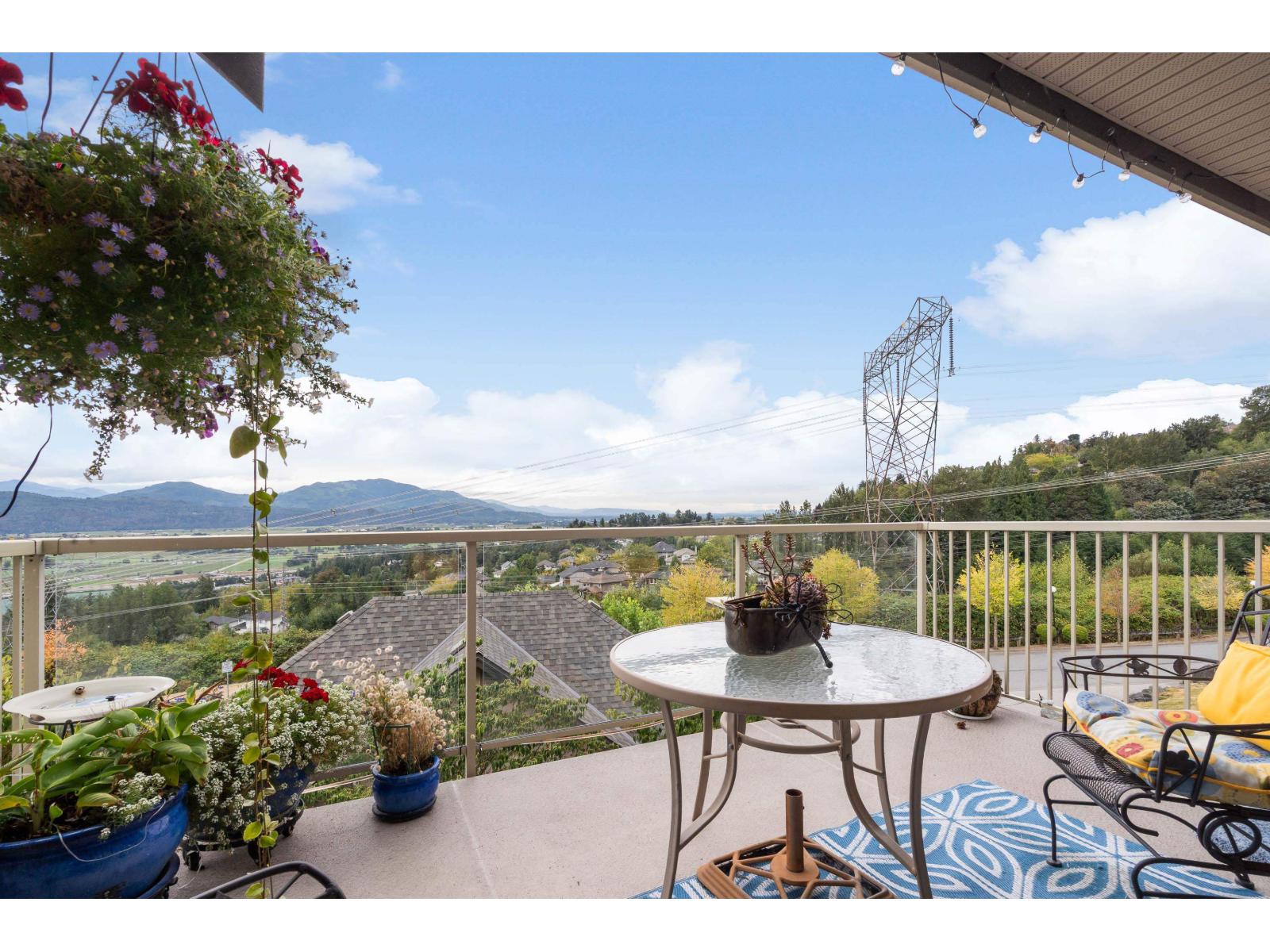 21 2842 WHATCOM ROAD, Abbotsford