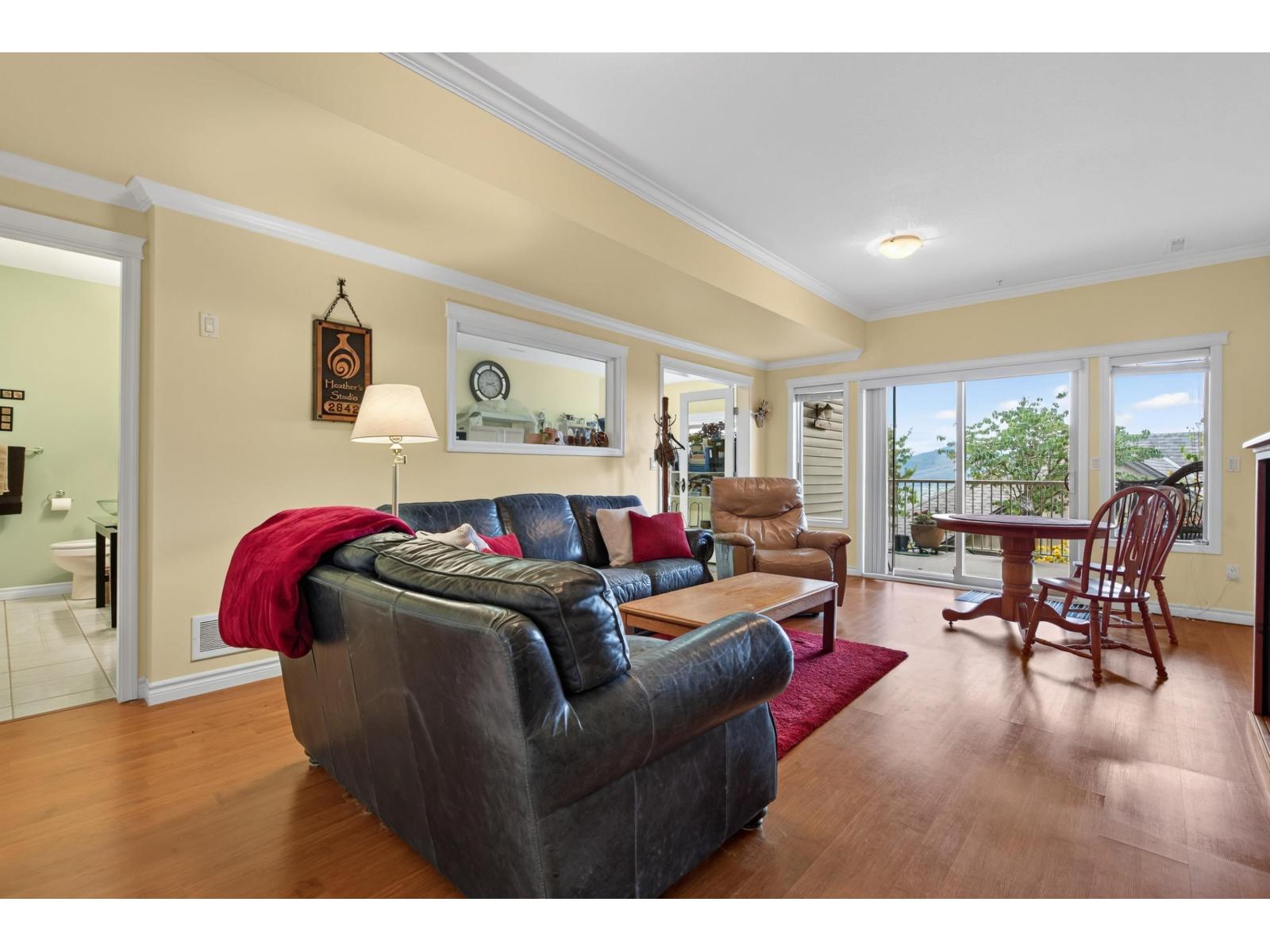 21 2842 WHATCOM ROAD, Abbotsford