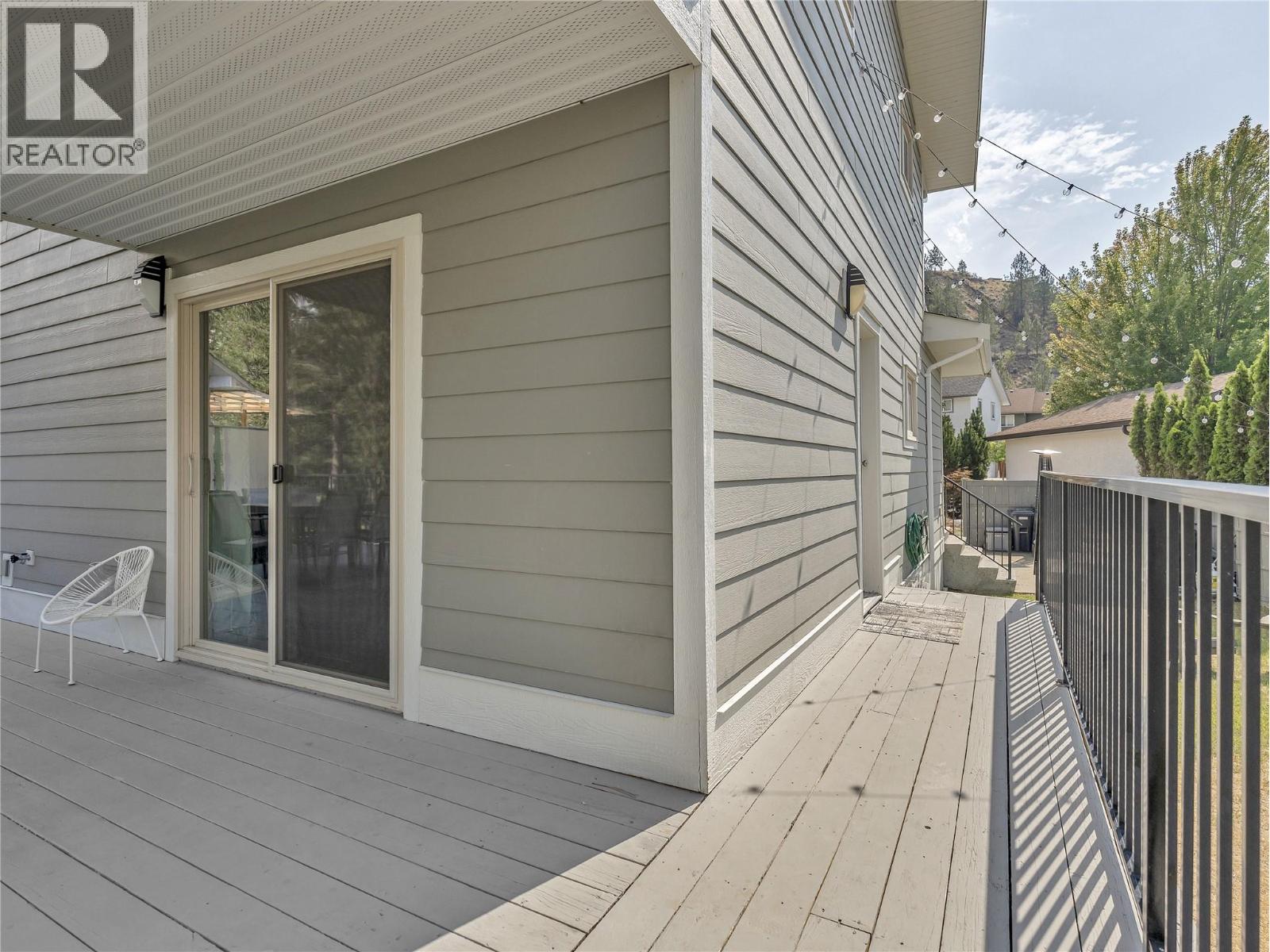 157 ADAMS Crescent - 43