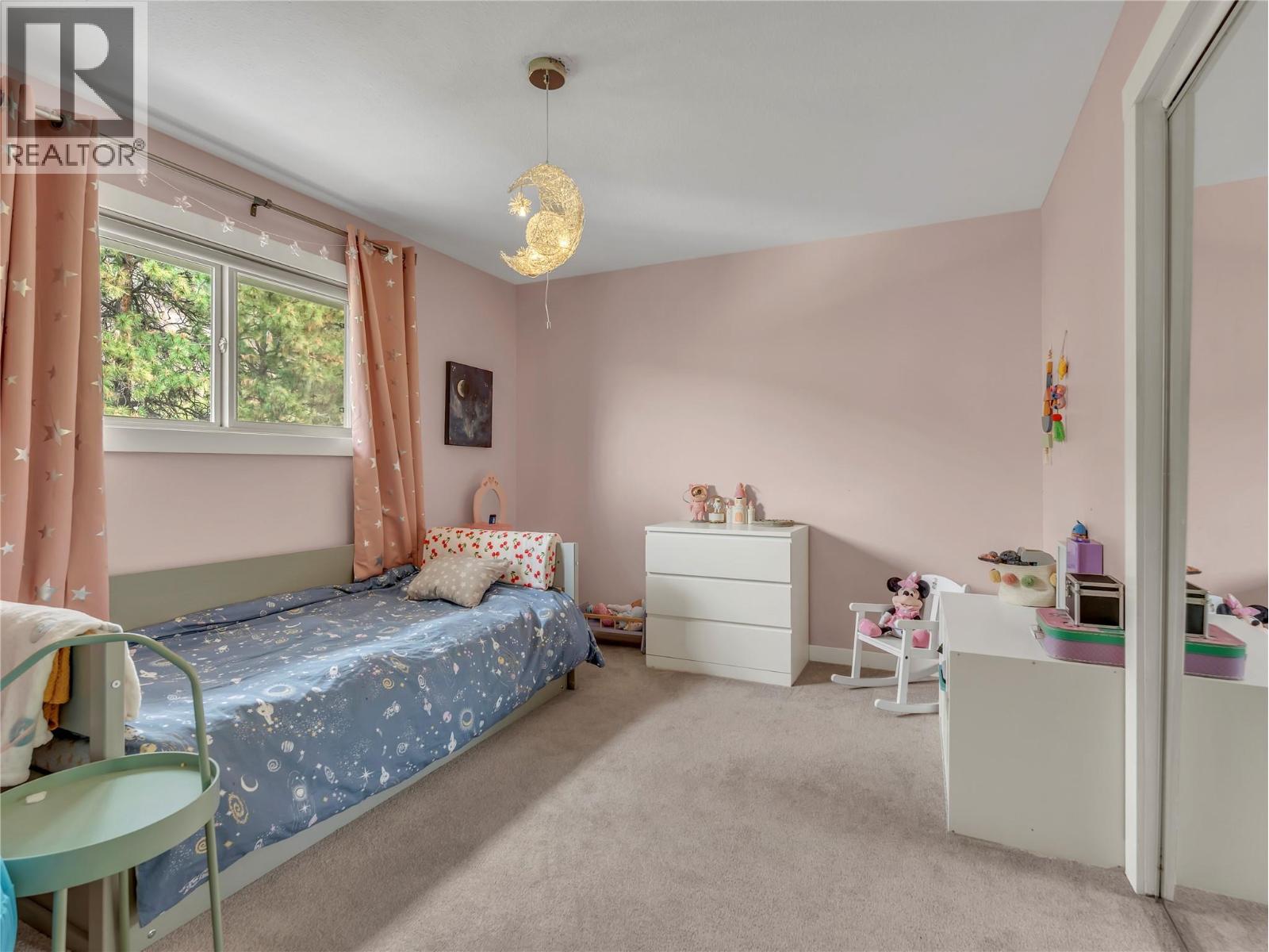 157 ADAMS Crescent - 30