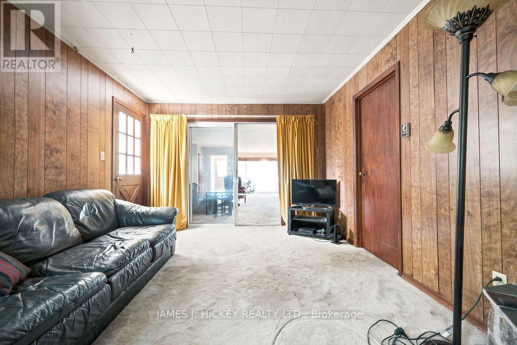 100 GLENDALE AVENUE - 20
