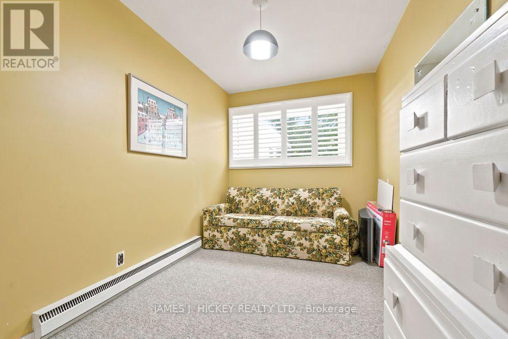 100 GLENDALE AVENUE - 25