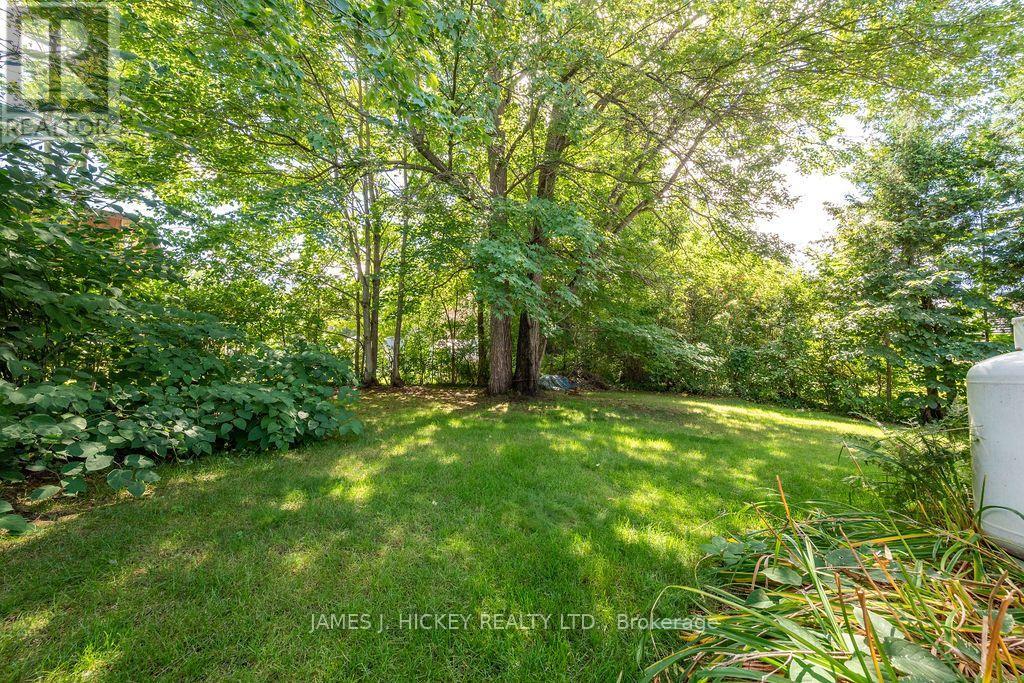 100 GLENDALE AVENUE - 41
