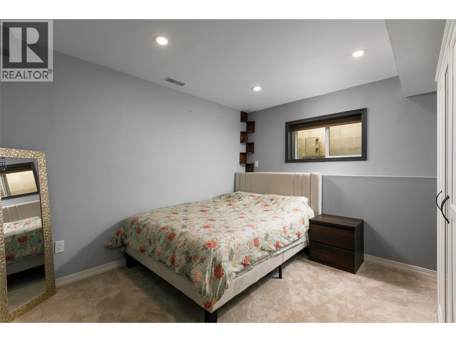 #8 6400 Spencer Road - 15