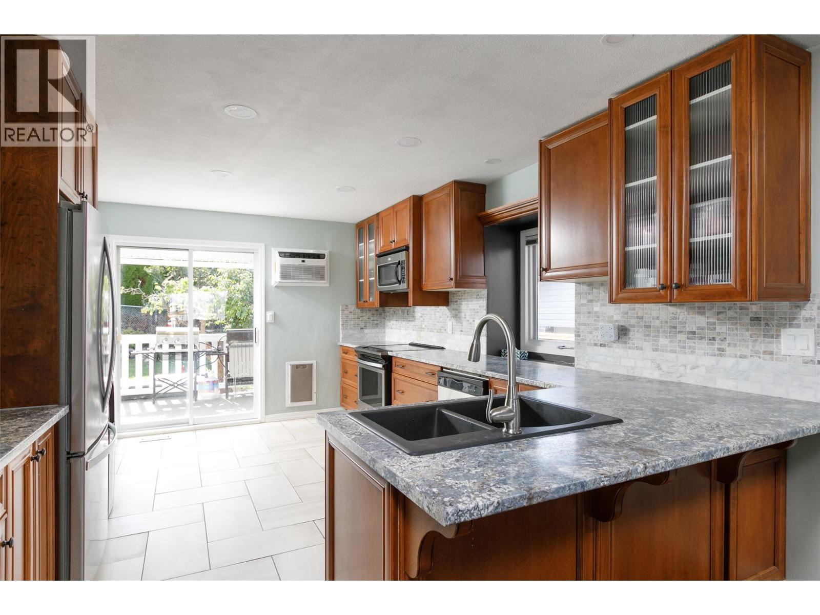 #8 6400 Spencer Road - 6