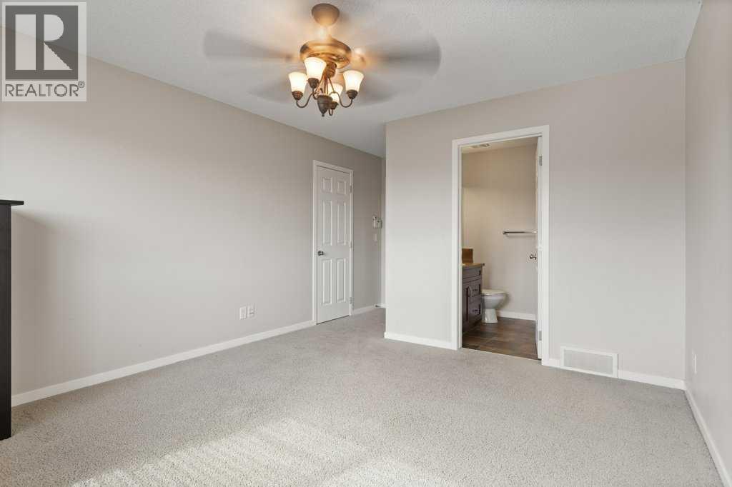 24 New Brighton Landing SE - 16