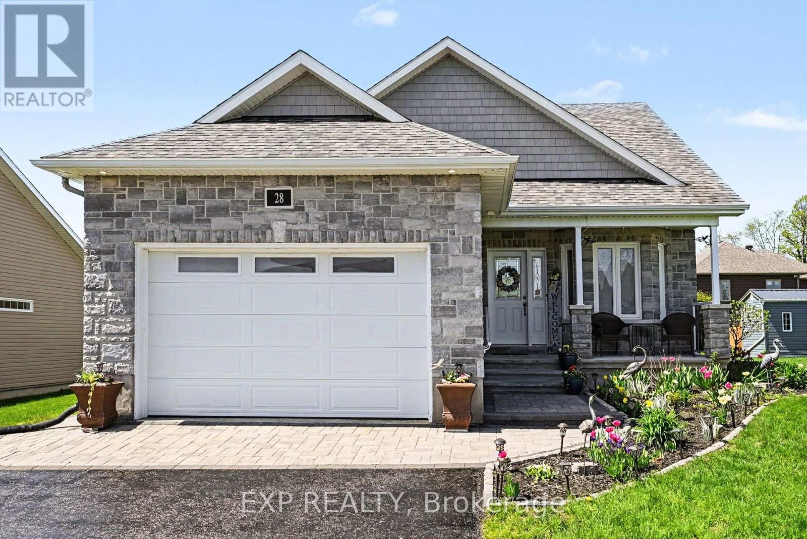 Property for sale at 28 JIM BROWNELL BOULEVARD