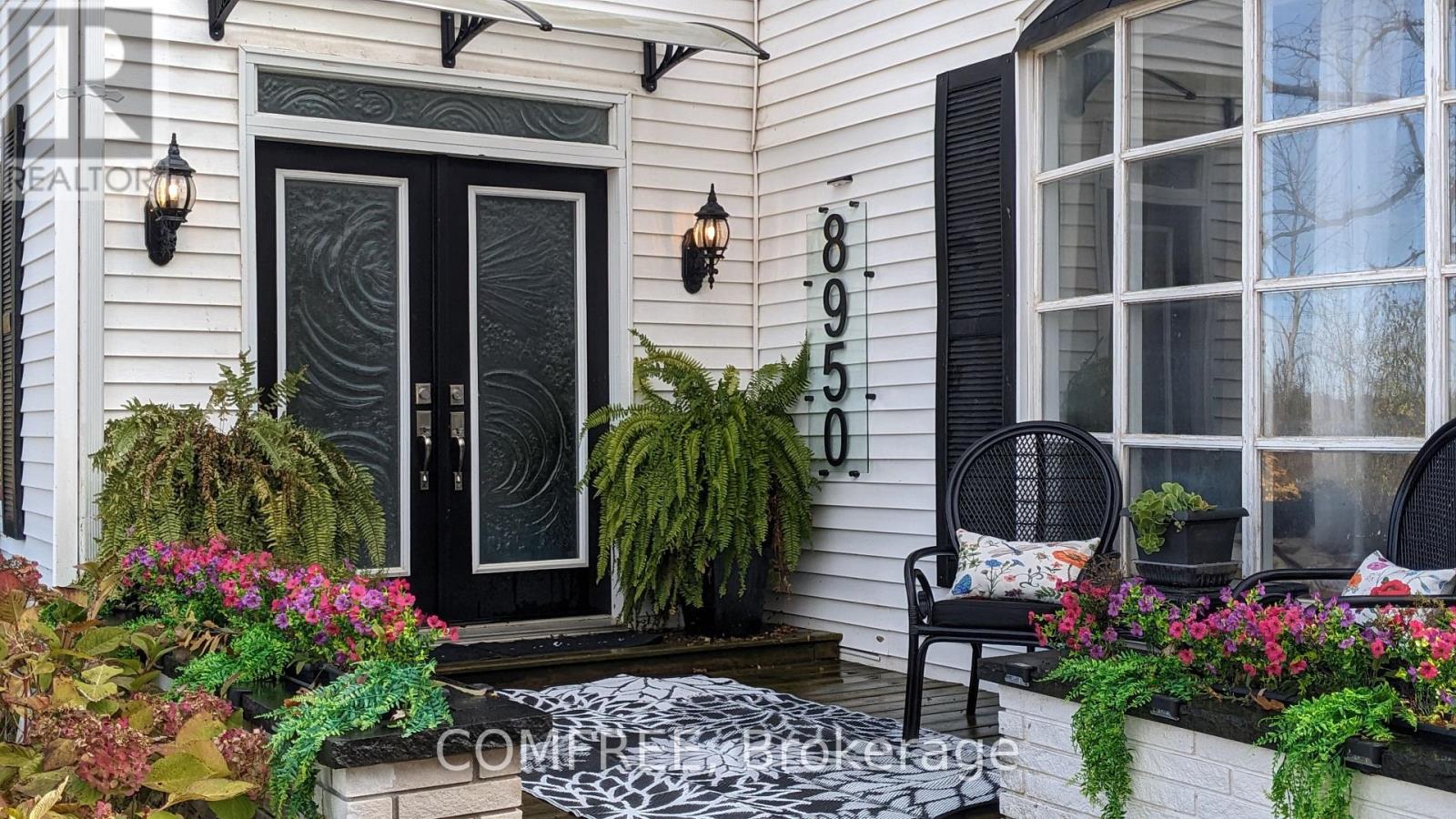 8950 Brown Road, Niagara Falls (Brown), Ontario, L2H0X2, Niagara Falls (Brown), Ontario — photo 1 of 5