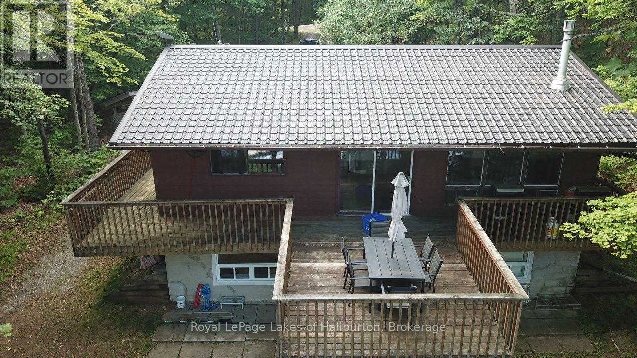 1214 HUBBARD & MONTGOMERY LANE - 16