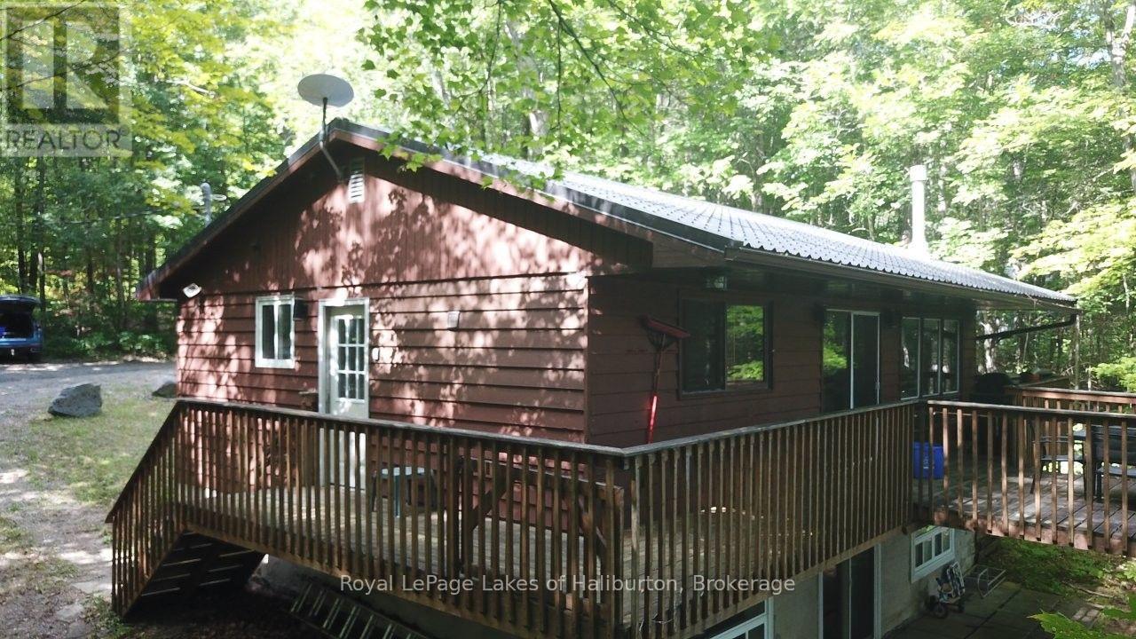 1214 HUBBARD & MONTGOMERY LANE - 2