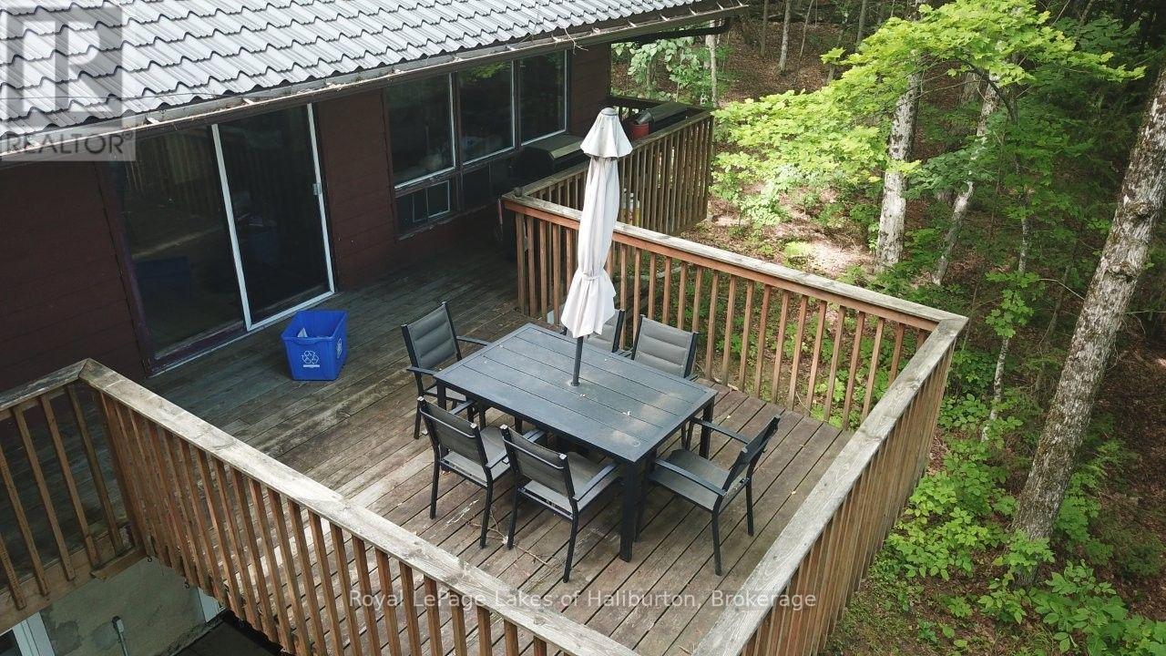 1214 HUBBARD & MONTGOMERY LANE - 5