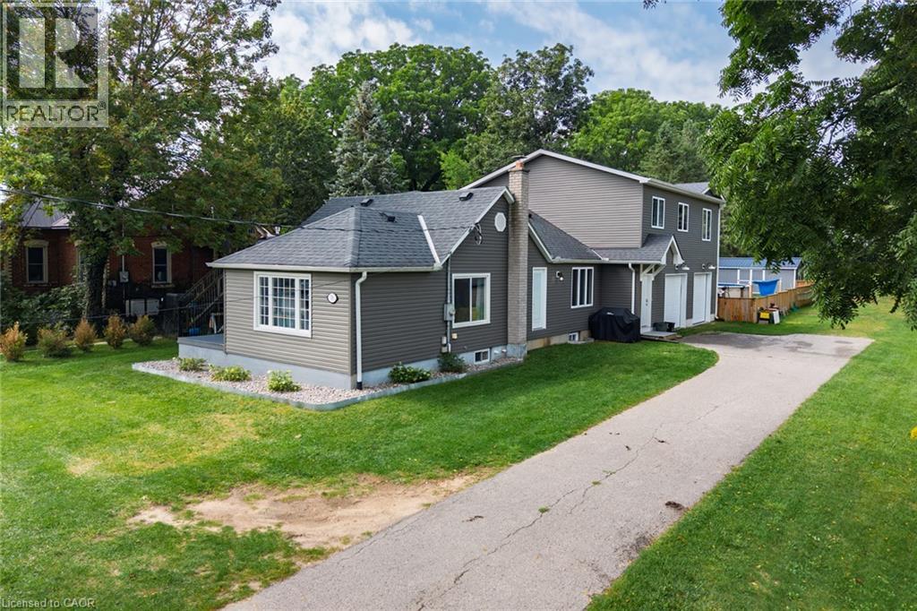 78 OAK Street, Simcoe, Ontario, N3Y3J8, Simcoe, Ontario — photo 2 of 5