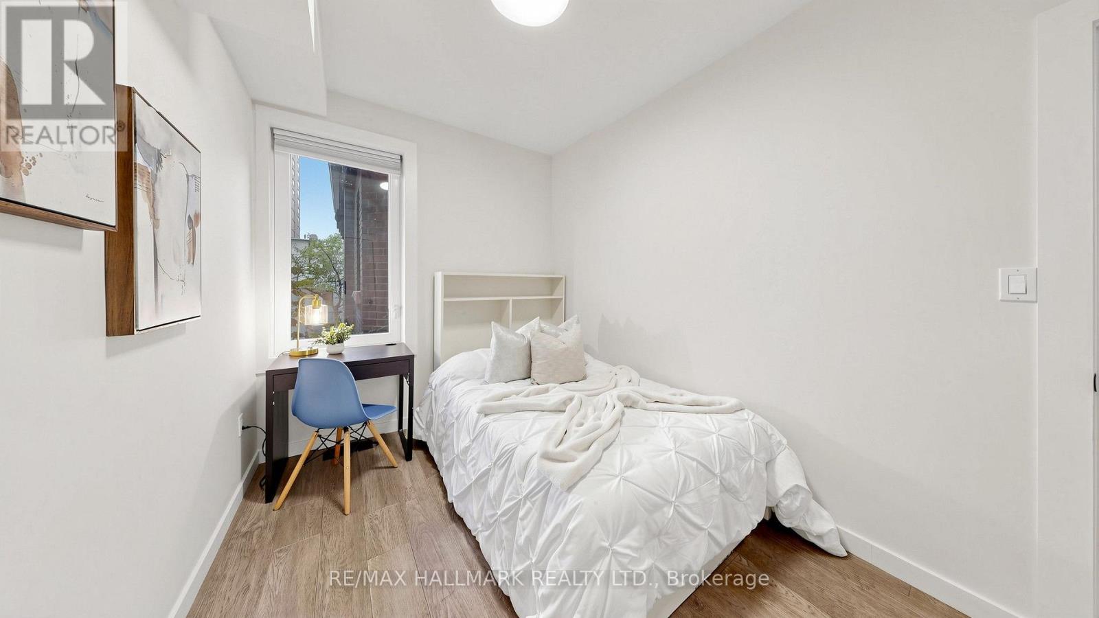 31 1/2 GRANBY STREET - 16
