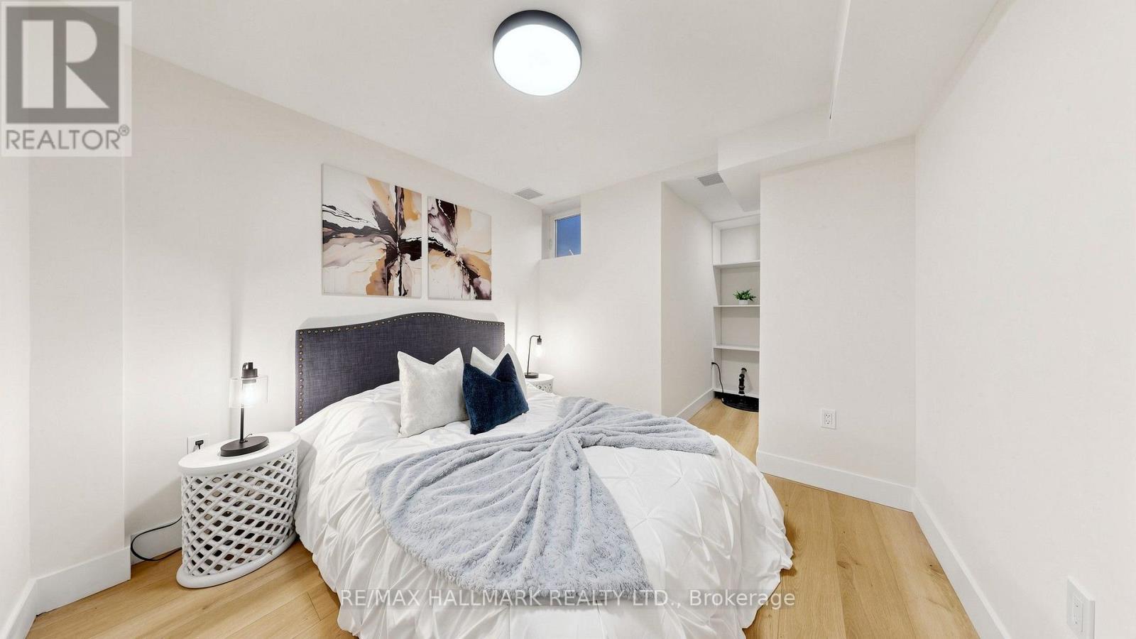 31 1/2 GRANBY STREET - 37