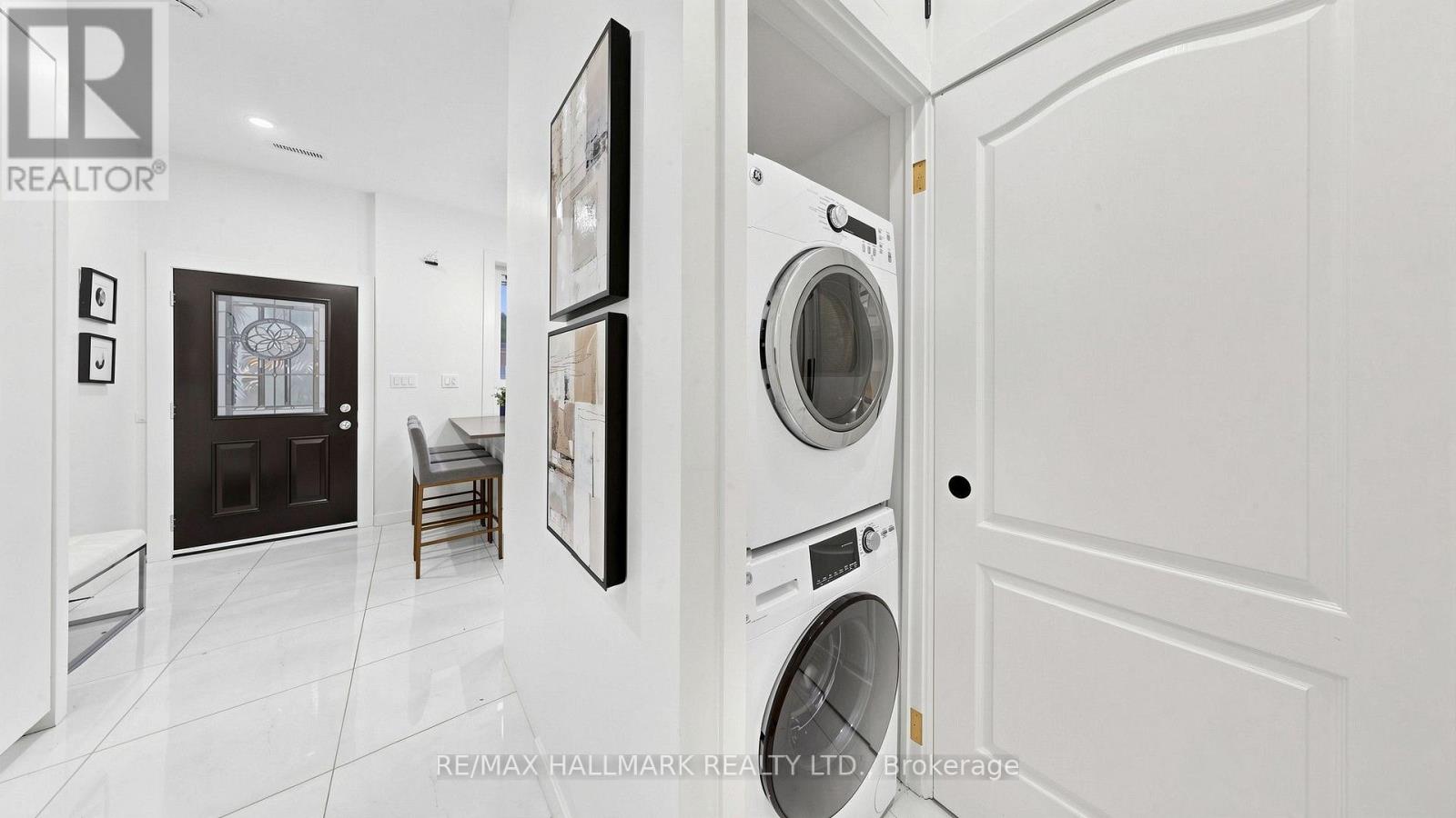 31 1/2 GRANBY STREET - 5