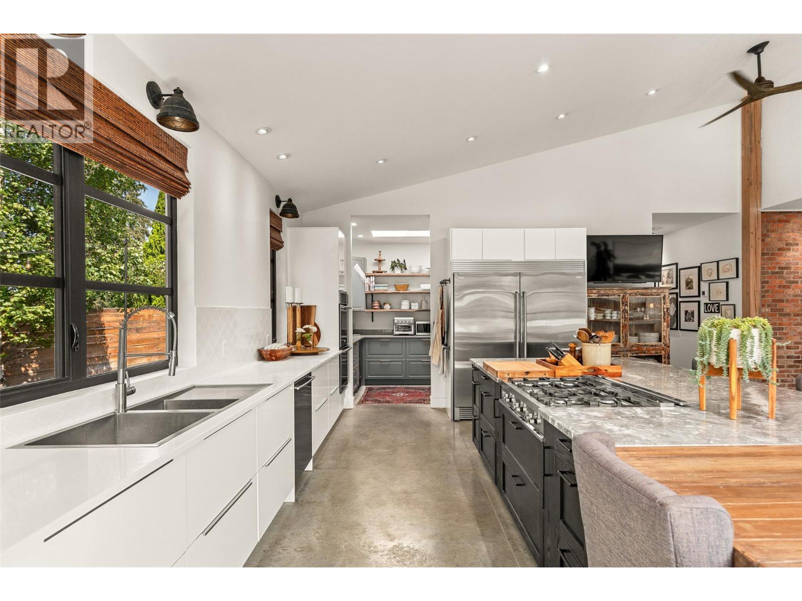  529 Keith Road, Kelowna