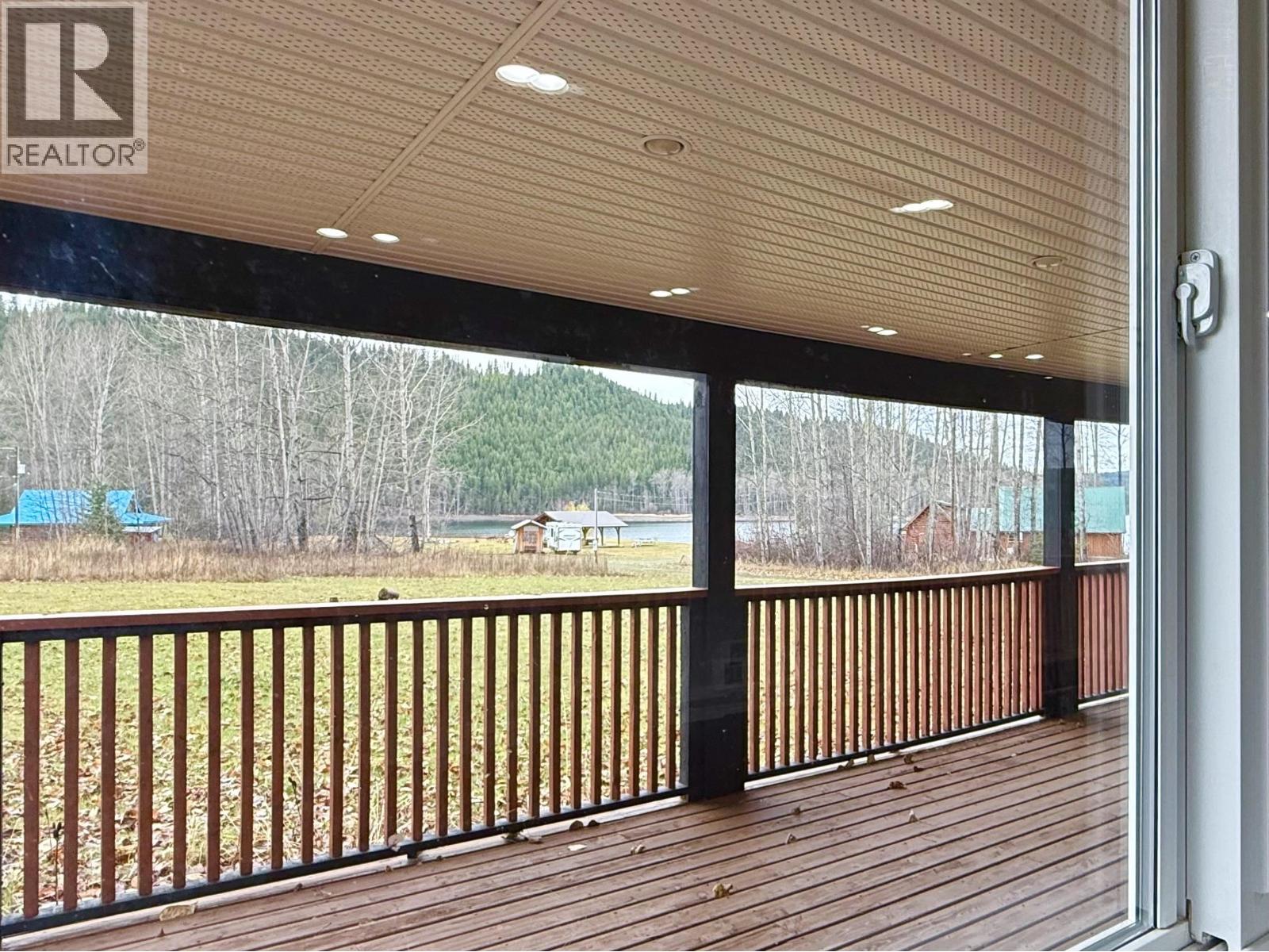 6017 CEDAR CREEK ROAD - Image 14