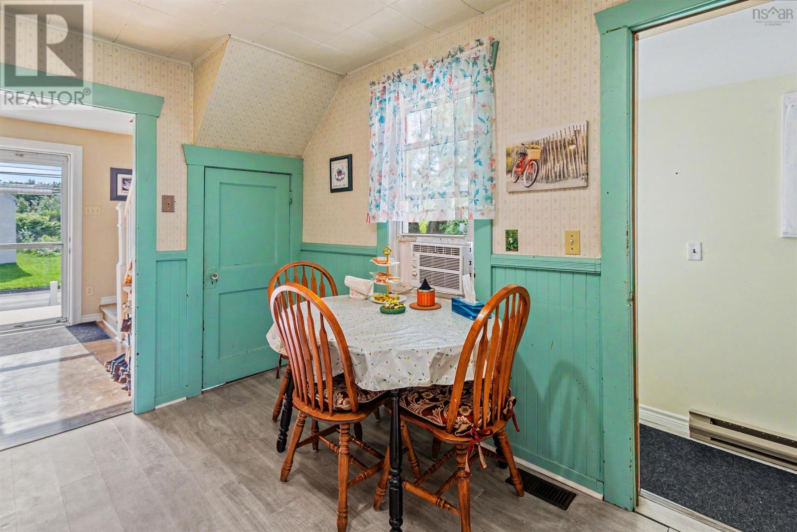 378 Alexandra Street - Image 16