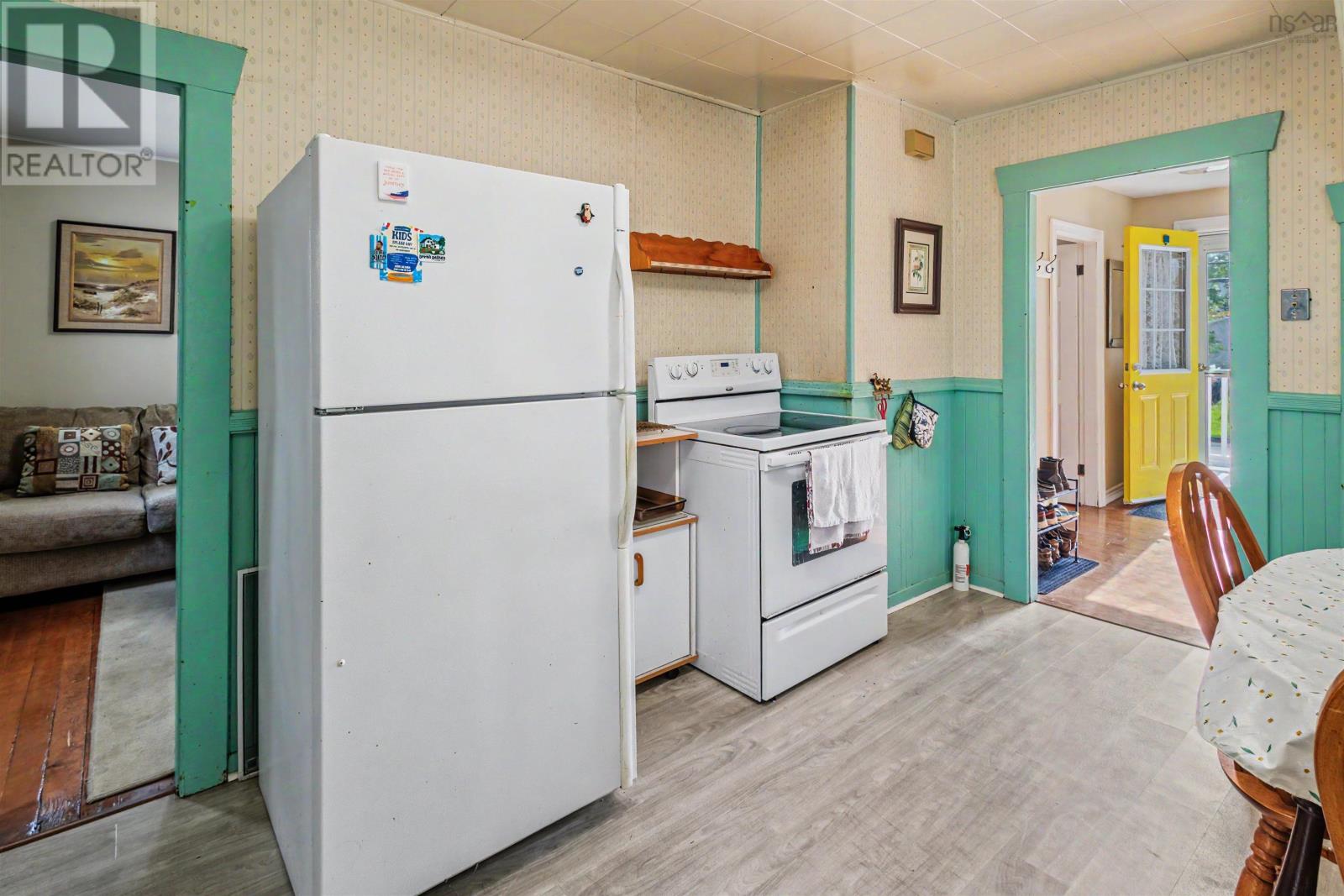 378 Alexandra Street - Image 17