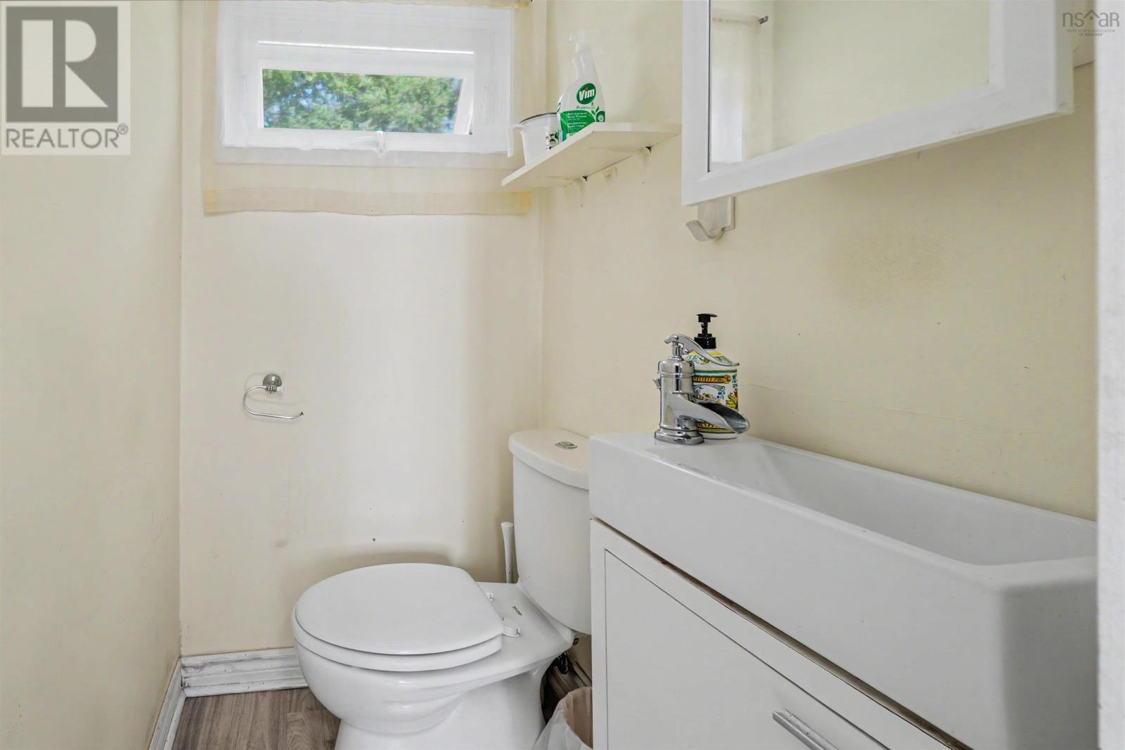 378 Alexandra Street - Image 23