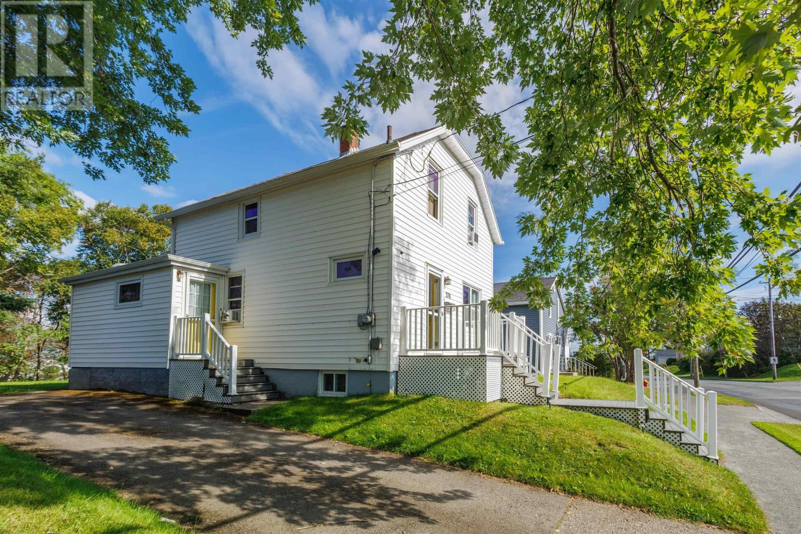 378 Alexandra Street, Sydney, Nova Scotia, B1S2G4, Sydney, Nova Scotia — photo 3 of 5