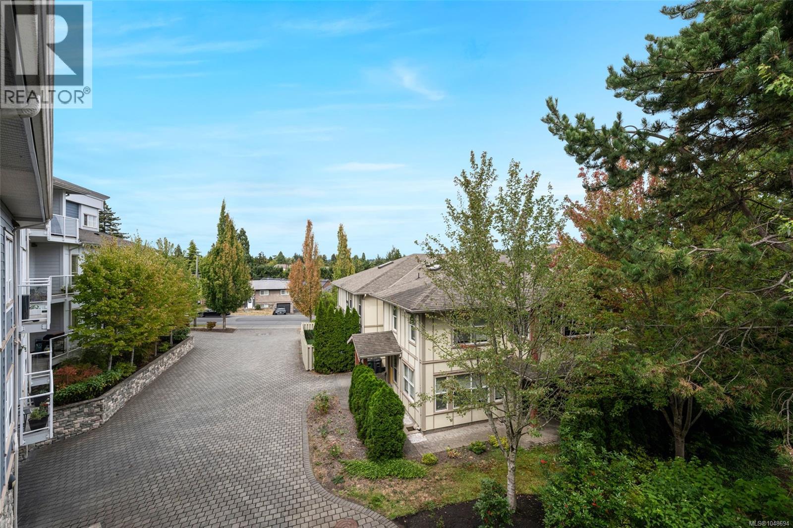 #207 3915 Carey Rd - 16