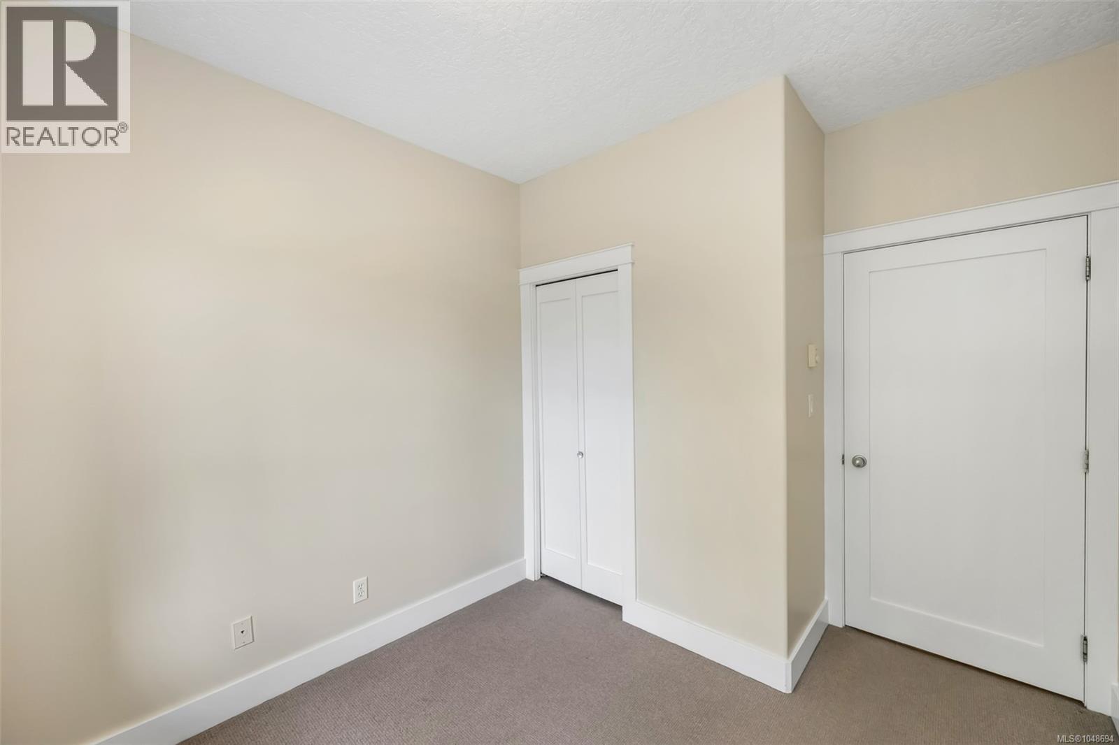 #207 3915 Carey Rd - 22