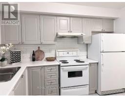 2110 - 18 Lee Centre Drive, Toronto, ON M1H3H5 Photo 6