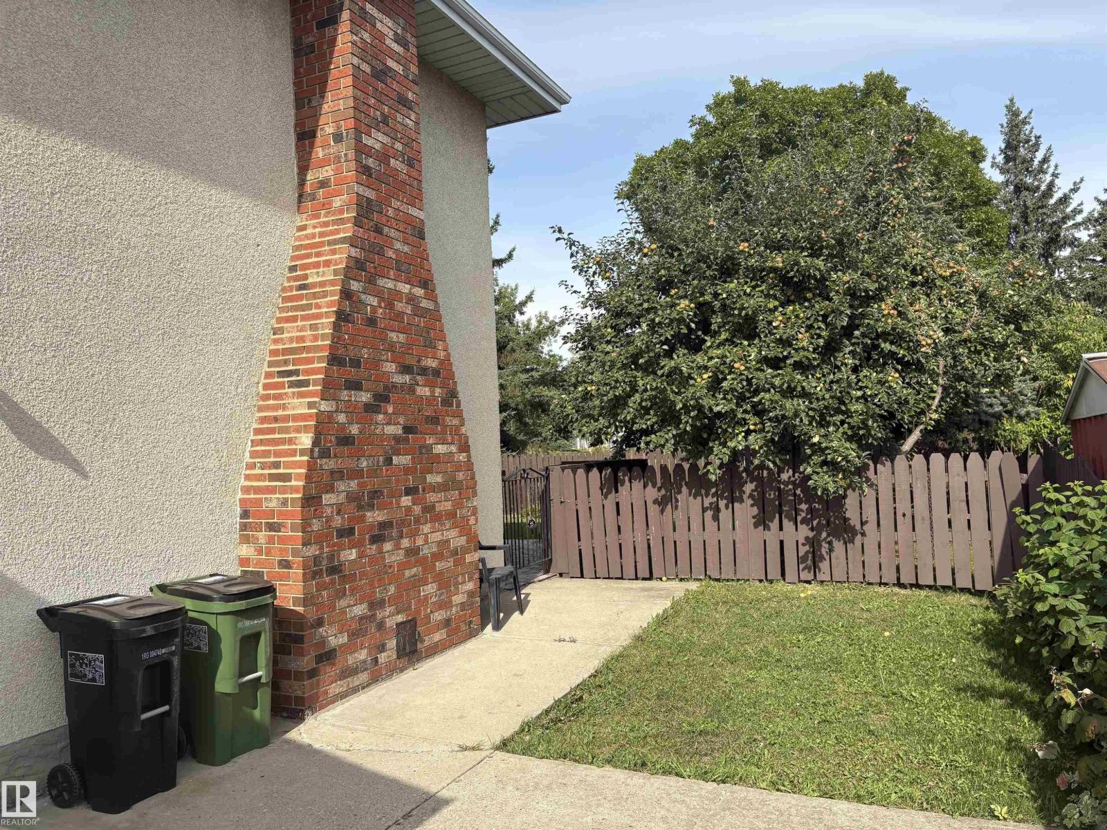4027 74 ST NW - 56