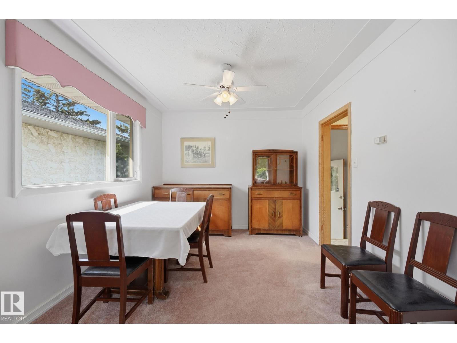 11708 135 ST NW - 9