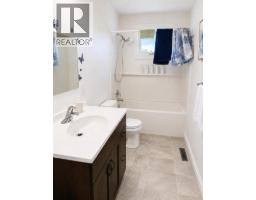 5428 Moosehorn Avenue, Swan Hills, AB T0G2C0 Photo 12