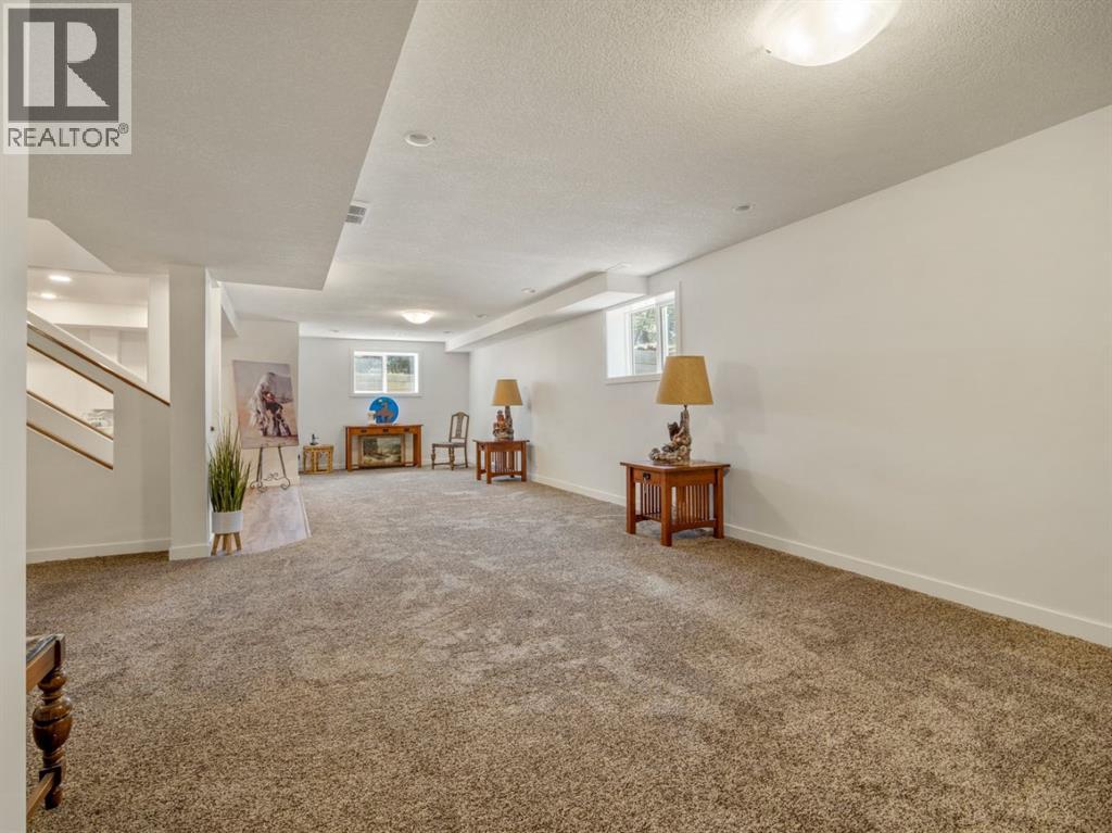 219 Falcon Ridge Way W - 32