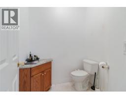 2457 Belgo Road, Kelowna, BC V1P1E2 Photo 35