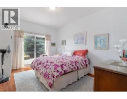 2457 Belgo Road, Kelowna, BC V1P1E2 Photo 21