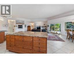 Kitchen - 2457 Belgo Road, Kelowna, BC V1P1E2 Photo 14