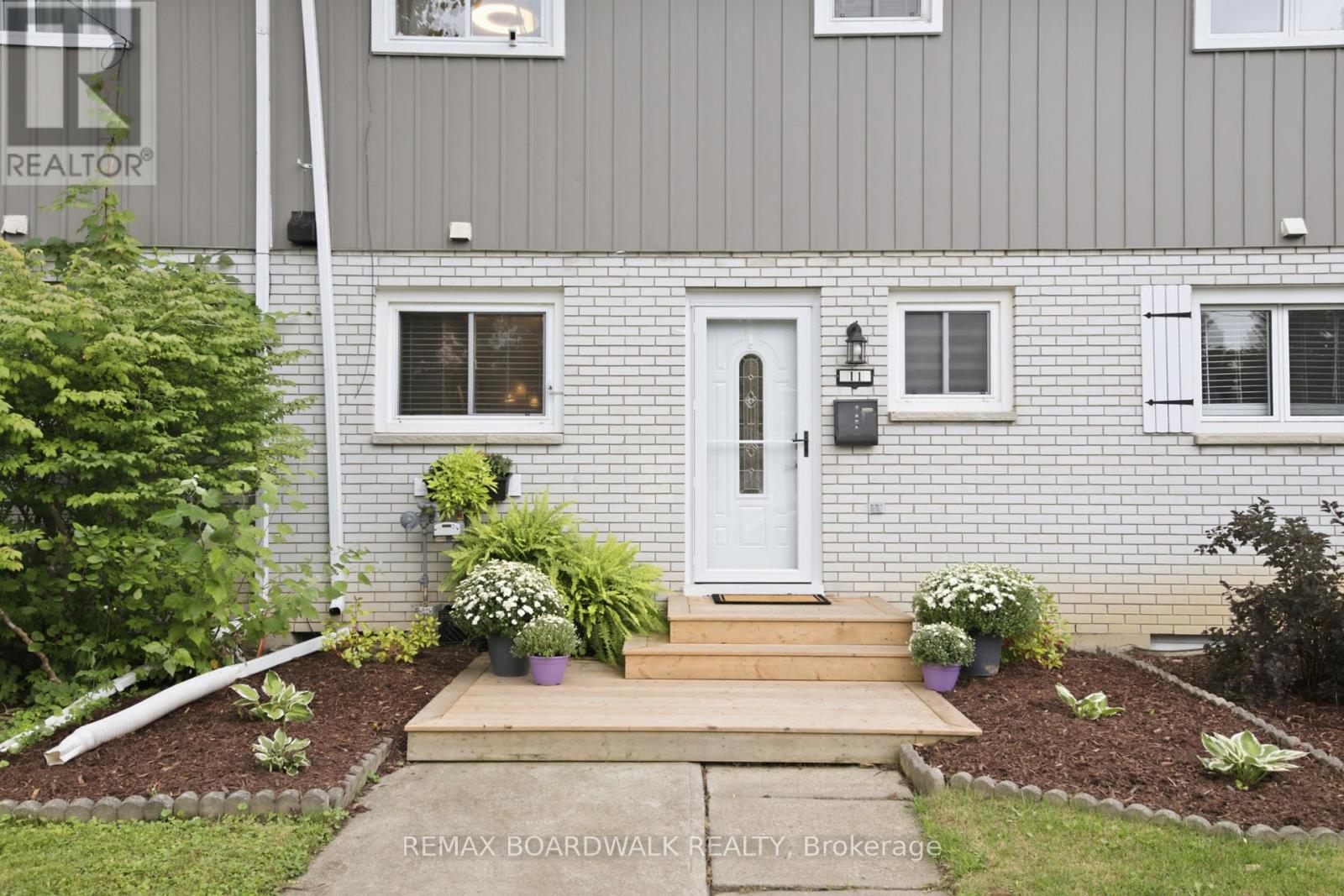 11 MAPLE AVENUE - 3