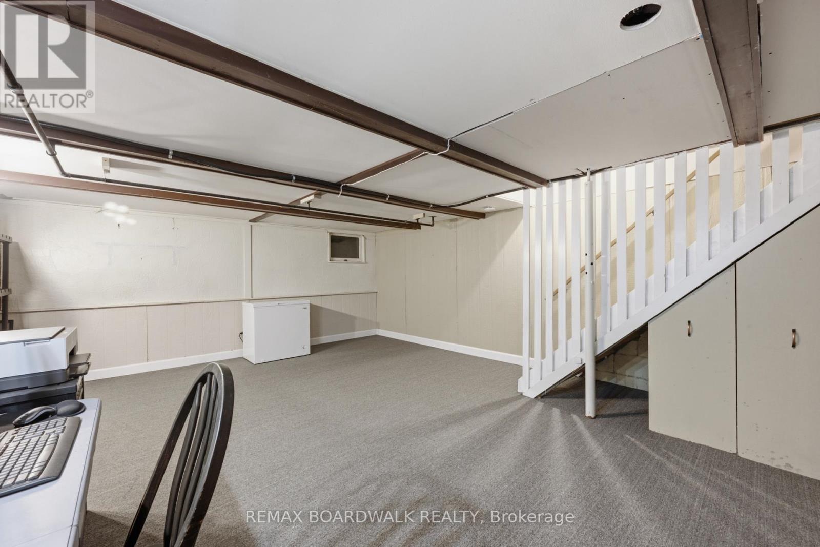 11 MAPLE AVENUE - Image 48