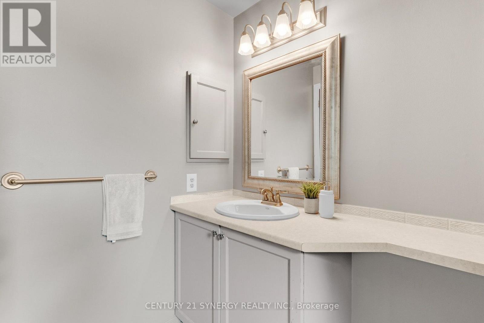 1932 ASHMONT STREET - Image 20