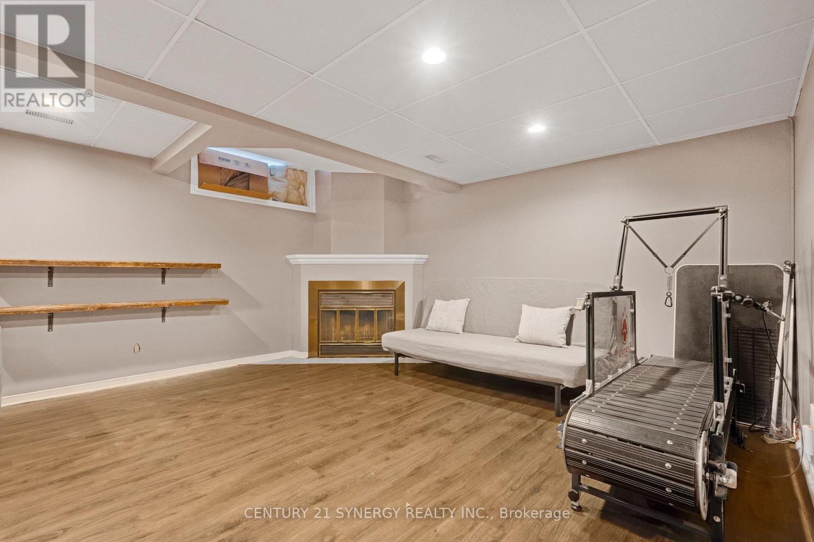 1932 ASHMONT STREET - 25