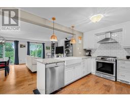 1932 Ashmont Street, Ottawa, ON K1C7B9 Photo 14