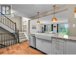 1932 Ashmont Street, Ottawa, ON K1C7B9 Photo 15