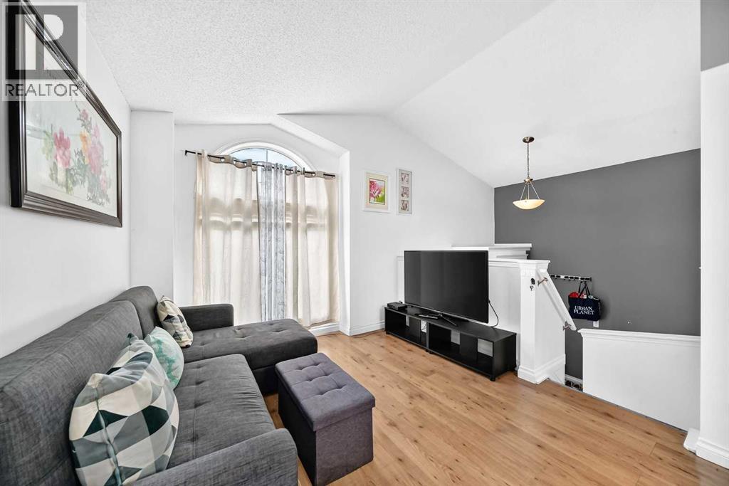 1062 Bridlemeadows Manor SW - 5