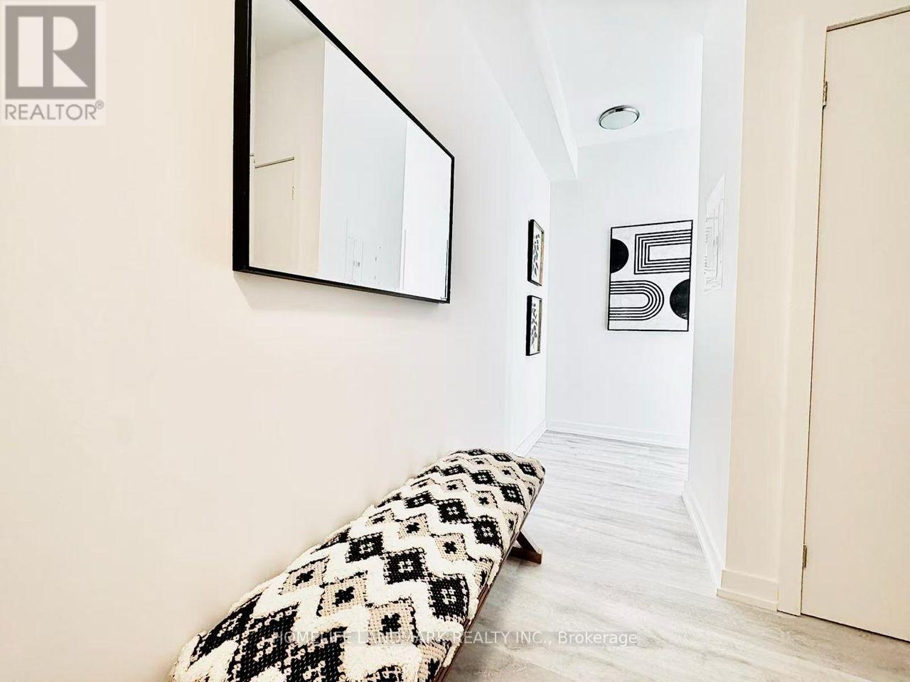 #N833 7 GOLDEN LION HEIGHTS - 4