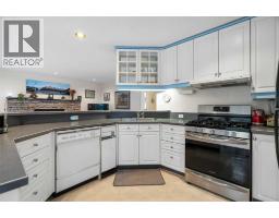 1072 Evergreen, Canmore, AB T1W2P9 Photo 17