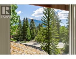 1072 Evergreen, Canmore, AB T1W2P9 Photo 42