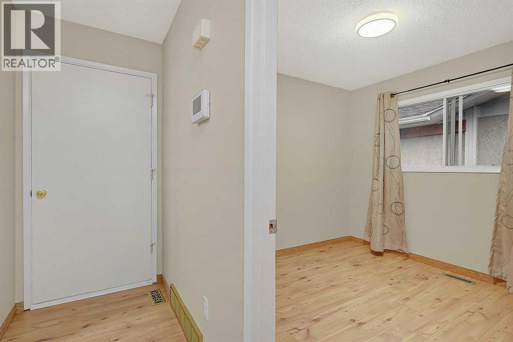 7607 96 Street - 14