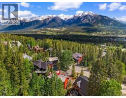 1072 Evergreen, Canmore, AB T1W2P9 Photo 20